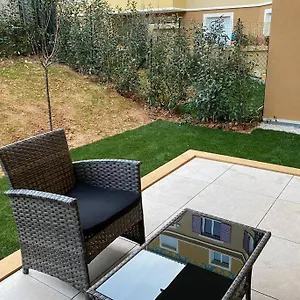 Appartamento Deux Pieces Moderne Et Chaleureux 